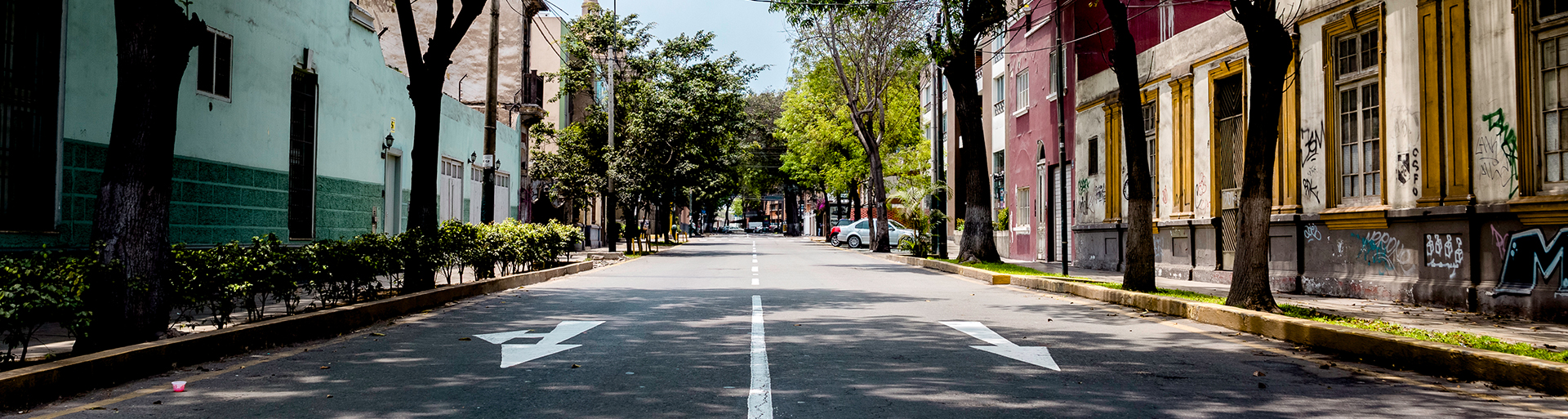 Imagem de uma rua com casas, exemplo de franquias para cidades pequenas